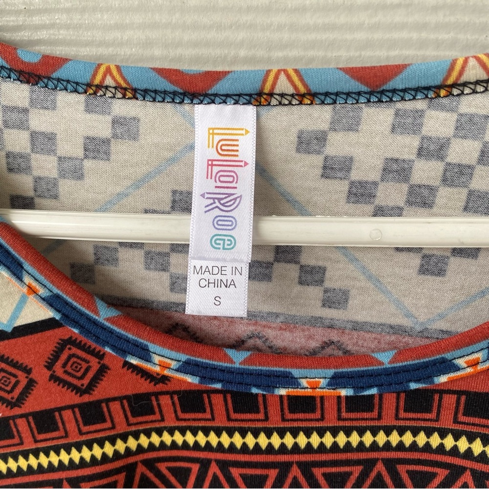 LULAROE Aztec Print Long Sleeved Tee - Picture 2 of 7